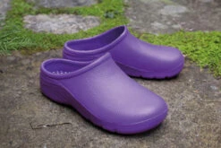 Slip-on Clogs