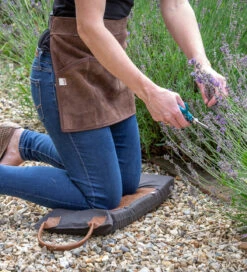 Sarah Raven Suede Apron -Plant Supply Store 420392 4 57592.1616166058