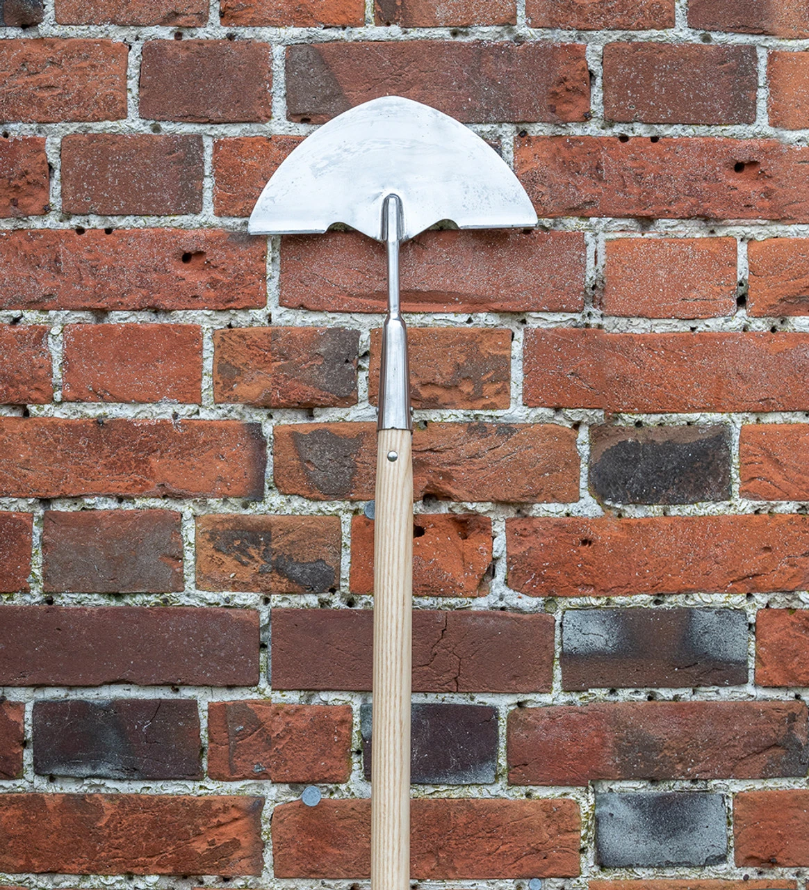 Edging Iron 1 Edging Iron